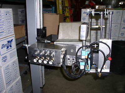 New labeling machine/ labeler so cal pkging st 600- 