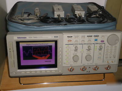 Tektronics tds 794D 4 channel phosphor oscilloscope