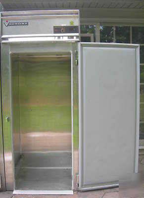 Victory commercial refrigerator model no ris-1D-S7 used