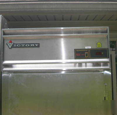 Victory commercial refrigerator model no ris-1D-S7 used