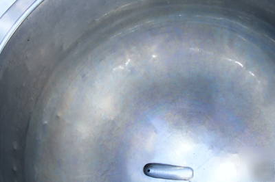 Groen EE40 jacketed soup steam kettle 