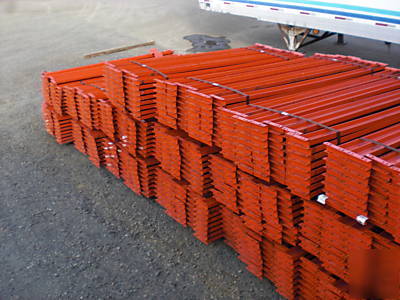 26 sections used structural style pallet rack 18'8