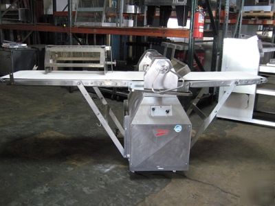 Moline 530C reversible sheeter cutting station / molds