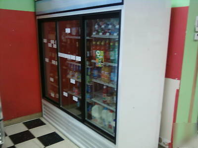 Beverage air mt-66 3 glass door refrigerator cooler euc