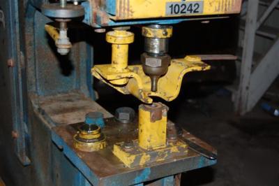 Iron-crafter hydraulic punch press