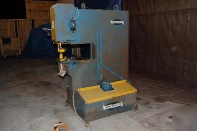 Iron-crafter hydraulic punch press