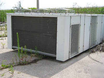 Mcquay heat and air 25 ton elec roof unit 3 phase n/r 
