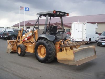 2005 case 570MXT turbo 4X4 with rear blade - very clean