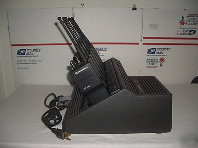 6 mint motorola HT1000 16CH uhf police fire radio