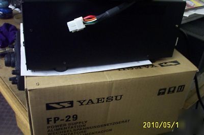 Fp-29 yaesu mark-v power supply w/ cords schematic box