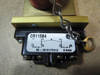 New general electric switch CR115B4 brand 