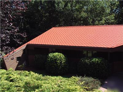 Shingles- steel --- 15 square mission red