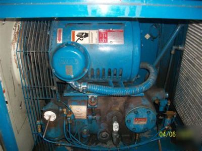 Quincy 30HP compressor & zeks air dryer combo