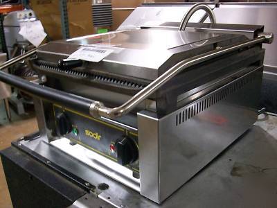 New sodir panini xl sandwich & panini grill floor model
