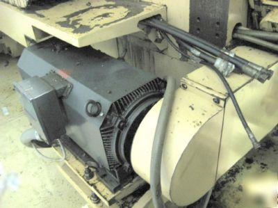 Cincinnati milacron cinturn 15U cnc lathe turning chuck