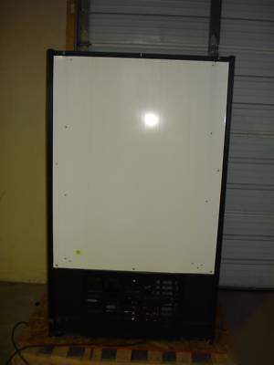 Structural concept lighted refrigerated display case