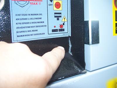 Chicago pneumatic rotary screw compressor