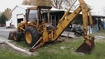 John deer back hoe JD500A in good shape n/r