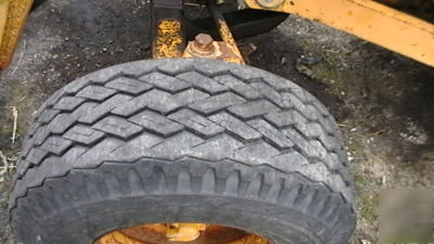 John deer back hoe JD500A in good shape n/r