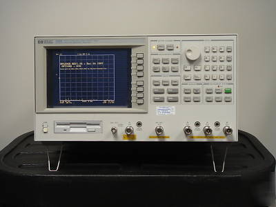 Agilent 4396B/010/1D5 1800MHZ network/spectrum/impedanc