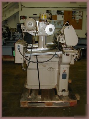 Brown & sharpe universal and tool and cutter grinder