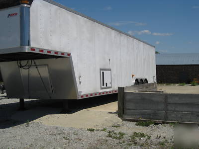 Turnkey polyurethane foam rig 40' trailer