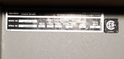 Nuaire 5 ft laminar flow hood 301 530