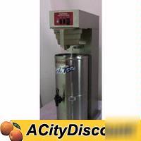 Used bloomfield 8357 restaurant bar tea brewer w/ urn
