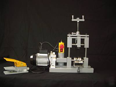Cable stripping machine/electric/recycling/crap/copper