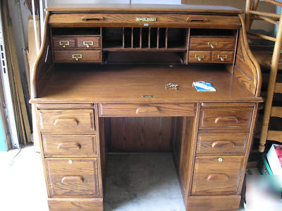 Roll top desk solid oak mint condition winner's desk