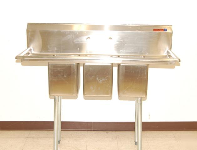 Cecilware 3-bowl sink w/ r & l drainboards, 54