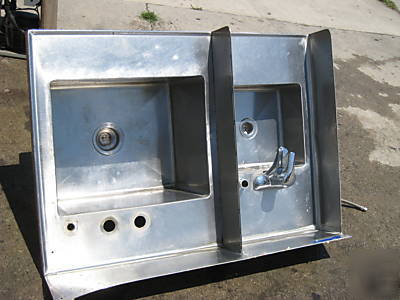 Hand sink and wash sink combo