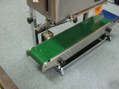  FR9H band conveyor horizontal bags and plastic sealer 