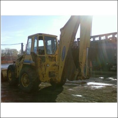 Dynahoe 490 backhoe loader