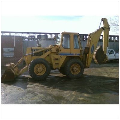 Dynahoe 490 backhoe loader