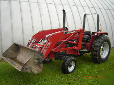 Caseih 4210 utility tractor with 2250 front end loader