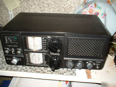 Realistic dx-200 communications receiver