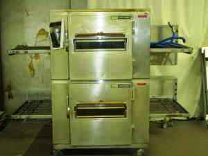Lincoln impinger gas convection conveyor oven for pizza