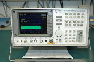 Hp 8561E spectrum analyzer 6.5GHZ color display cal'd