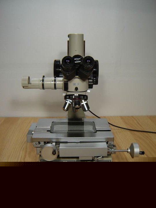 Nikon um-2 measurescope xy inspection microscope