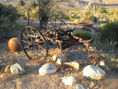 Horse drawn riding plow
