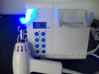 Optilux 501 halogen curing light - great working cond.