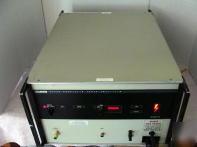 Fluke 5205A precision power amplifier/ calibrater 