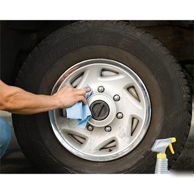 Scott shop towels available in 1/2 or full pallet qty's