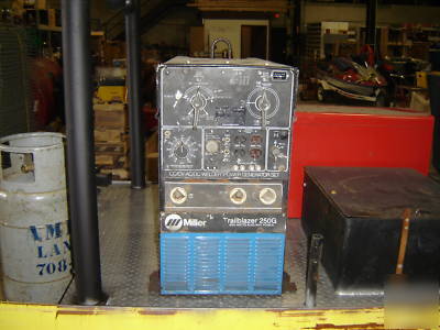 Maintenance vehicle fully loaded 