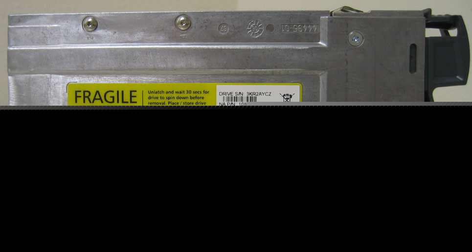 Netapp X276A 300GB fc-al drive for DS14 MK2 shelf