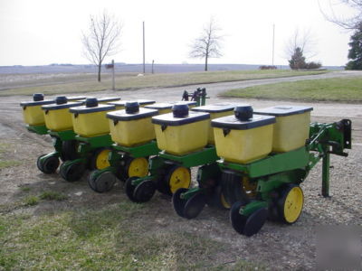 John deere 6 row planter , 7000 3PT mounted, notill