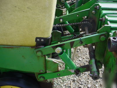 John deere 6 row planter , 7000 3PT mounted, notill