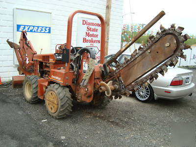 Ditch witch 3500 ride-on 4X4 trencher + backhoe + blade