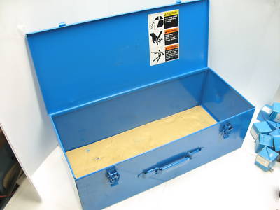 Hougen-ogura electro-hydraulic hole puncher + 39 dies